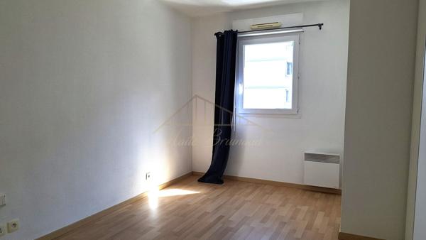 BAYONNE – Grand T2 de 55,42 m² avec terrasse couverte, parking et cellier