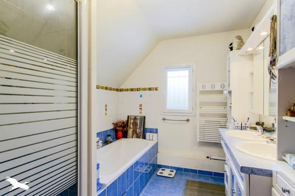Maison à vendre 298 500 € Juziers 5 p 96,1 m² DPE D