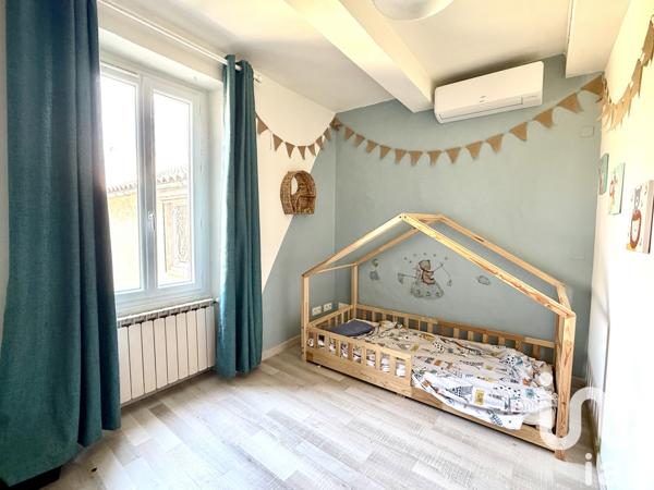 Maison à vendre 7 pièces 220 m² Sainte-Cécile-les-Vignes