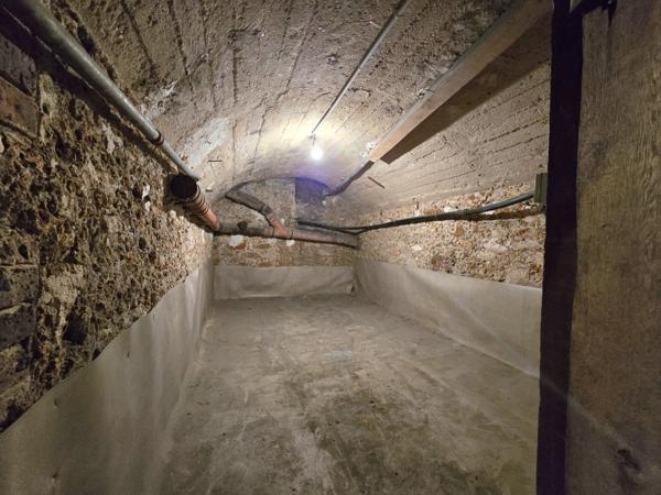 Cave rare à NEUILLY SUR SEINE