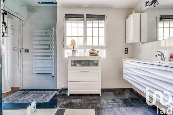 Maison à vendre 6 pièces 141 m² Gagny