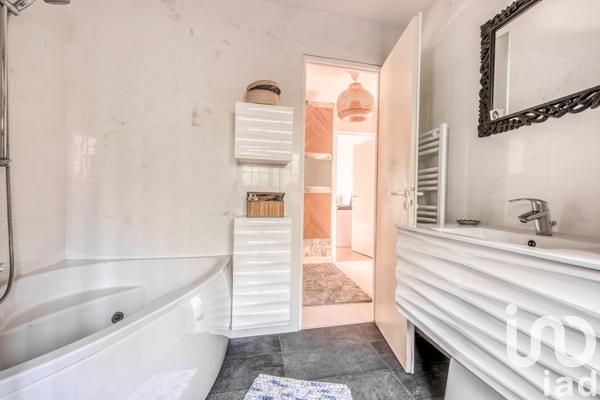 Maison à vendre 6 pièces 141 m² Gagny