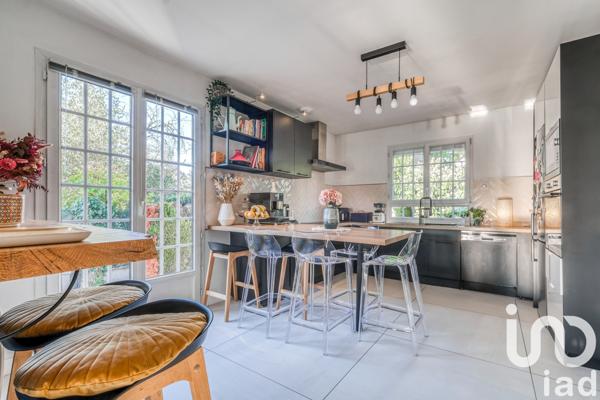 Maison à vendre 6 pièces 141 m² Gagny