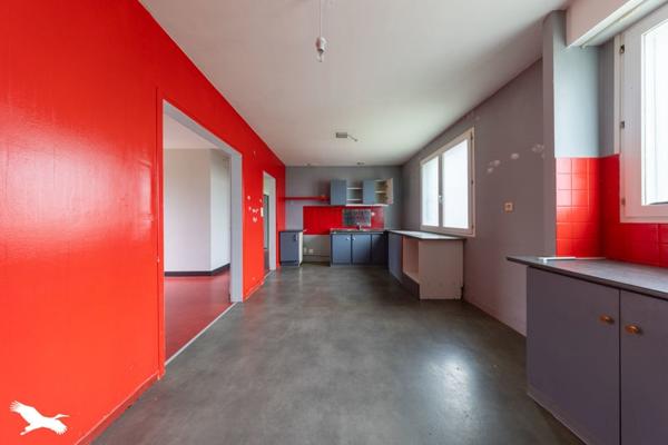 Maison à vendre |                                       Bellevigny |                                        5 pièces  |  87,6 m²