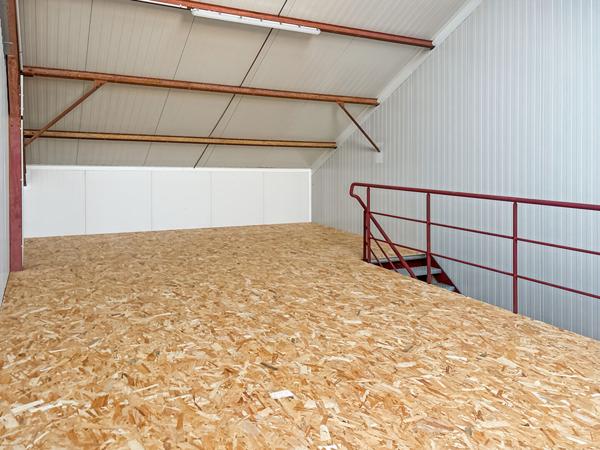 Entrepôt de 84,82m2 PERIGNY SUR YERRES