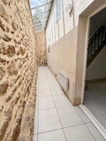 À LOUER - MAISON - MENNECY