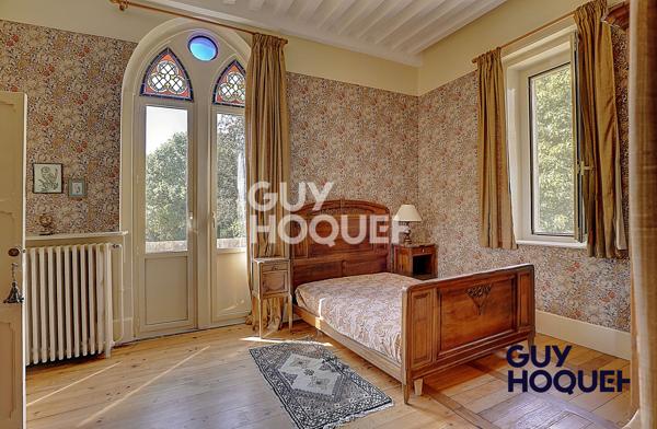 Maison à vendre de 11 pièces de 376.5 m²