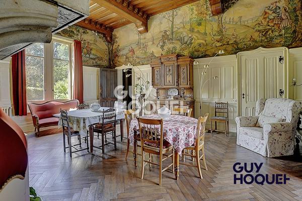 Maison à vendre de 11 pièces de 376.5 m²