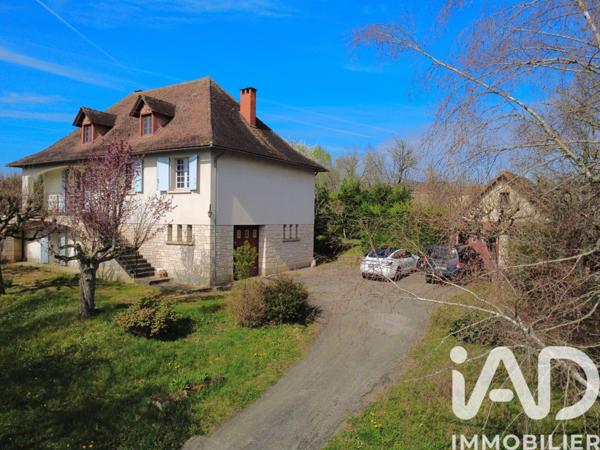 Maison à vendre 10 pièces 250 m² Lissac-et-Mouret