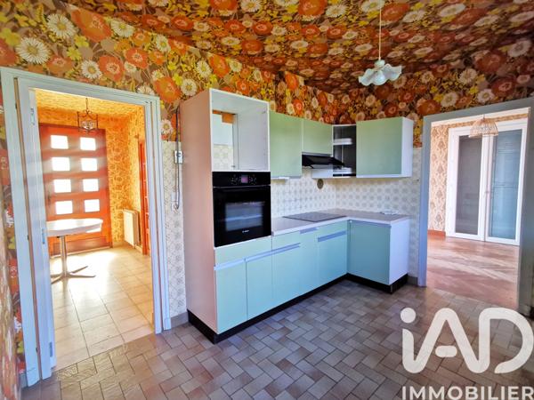 Maison à vendre 10 pièces 250 m² Lissac-et-Mouret