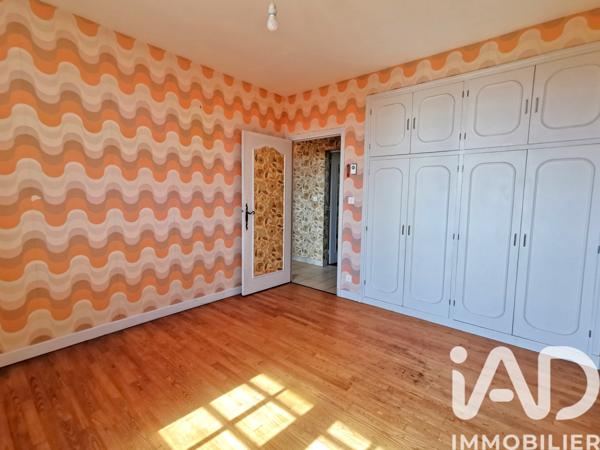 Maison à vendre 10 pièces 250 m² Lissac-et-Mouret