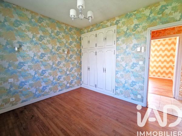 Maison à vendre 10 pièces 250 m² Lissac-et-Mouret