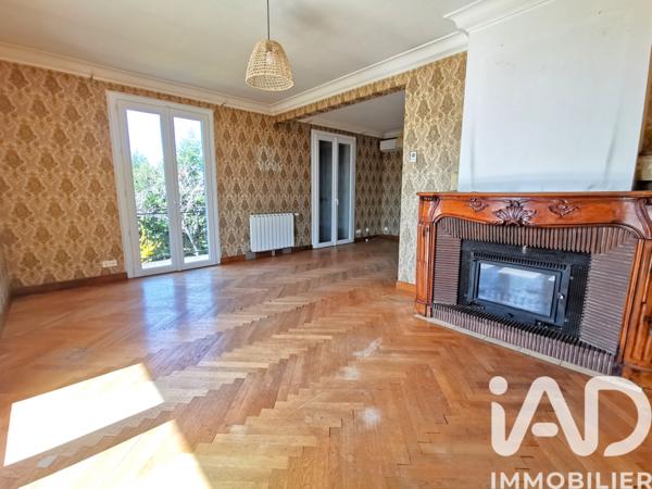 Maison à vendre 10 pièces 250 m² Lissac-et-Mouret