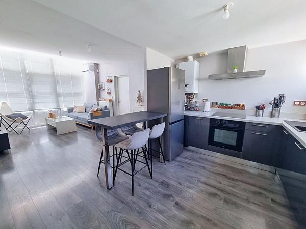 TOURS NORD - SAINTE RADEGONDE - MAISON PLAIN PIED 3 PIECES AVEC 2 CHAMBRES - JARDIN ET STATIONNEMENT