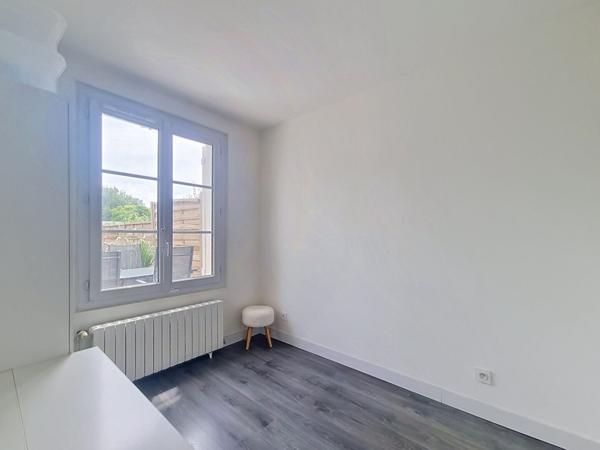 TOURS NORD - SAINTE RADEGONDE - MAISON PLAIN PIED 3 PIECES AVEC 2 CHAMBRES - JARDIN ET STATIONNEMENT
