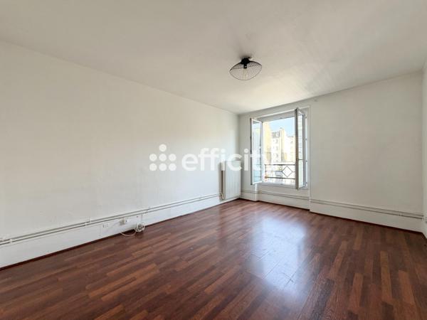 Appartement
         2 pièces
        - 41 m² 335 000 € *
