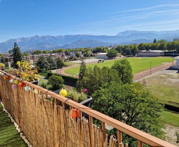 Appartement à FONTAINE, 38600 - 4 pièces 84m²