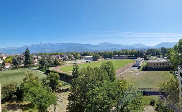 Appartement à FONTAINE, 38600 - 4 pièces 84m²