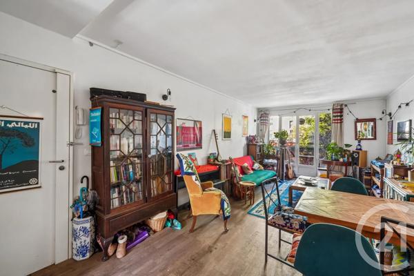 Appartement F3 à vendre  3 pièces - 62,98 m 2   PARIS  - 75020