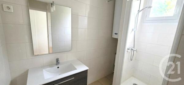 Appartement F2 à vendre  2 pièces - 36,68 m 2   ST MAUR DES FOSSES  - 94