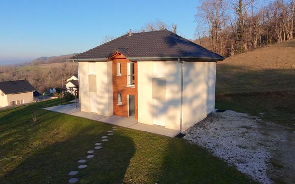 Maison à vendre    5 pièces • 136,28 m2 Aix-les-Bains