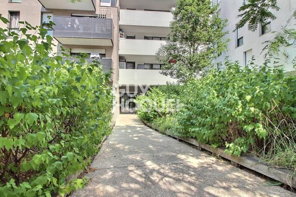 Appartement Villejuif  3 pièce(s) 56,92 m2