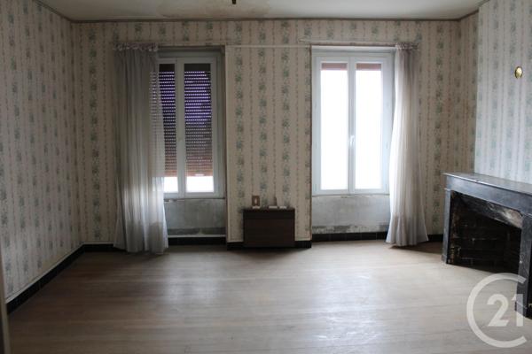 Maison à vendre  9 pièces - 243 m2 SANCOINS - 18