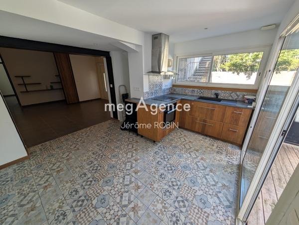 Appartement à BORDEAUX, 33100 - 3 pièces 66m²