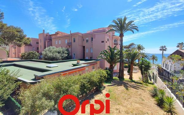 Appartement à vendre    2 pièces • 53,70 m2 Bandol