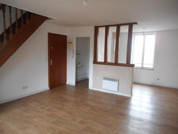IVRY LA BATAILLE - 47.11 m² en duplex