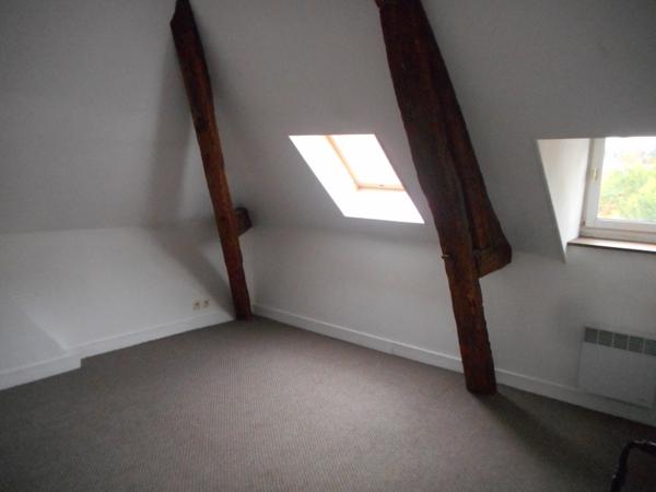 IVRY LA BATAILLE - 47.11 m² en duplex