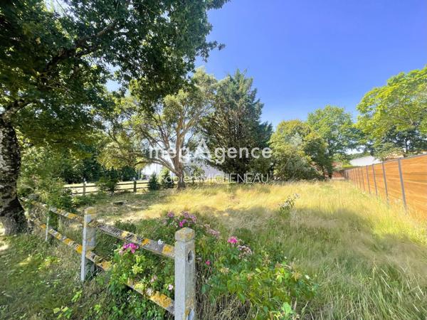 Terrain à SAINT-LEGER-SOUS-CHOLET, 49280 - 627m²