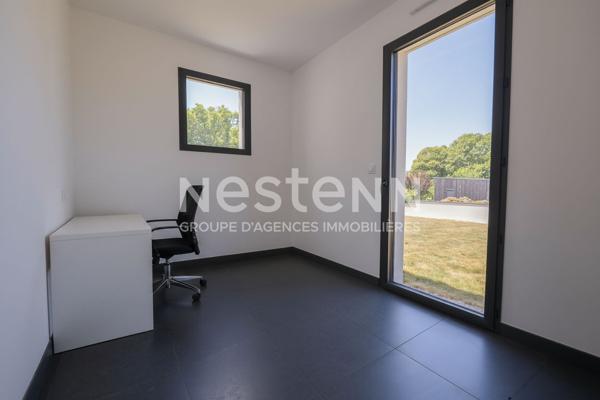 Maison contemporaine à vendre 7 pièces 5 chambres 194 m² terrain 1480 m² aux portes de Vannes et du Golfe du Morbihan
