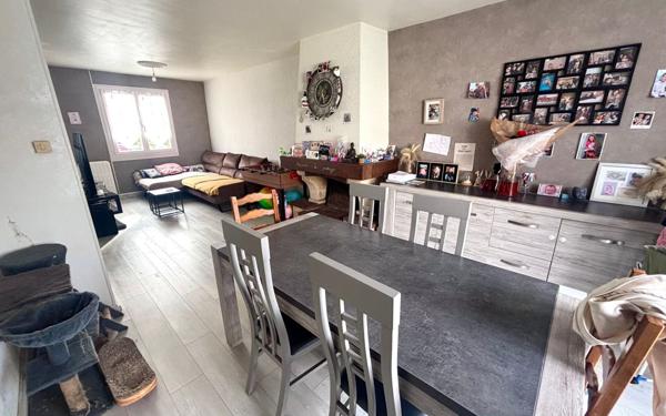 Maison à vendre    4 pièces • 90 m2 Saint-Quentin