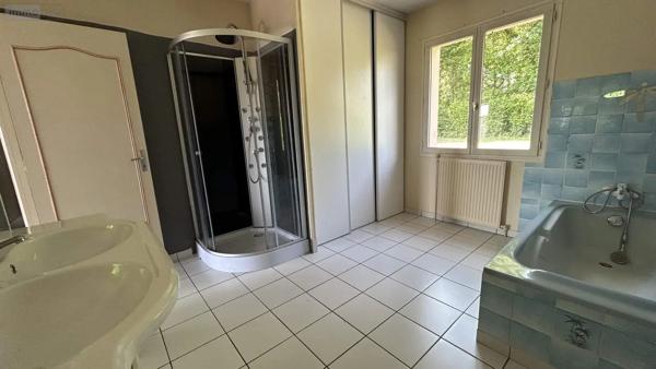 Achat - Maison Château-Gontier-sur-Mayenne 53200 3 pièces 85 m 2 636 m 2