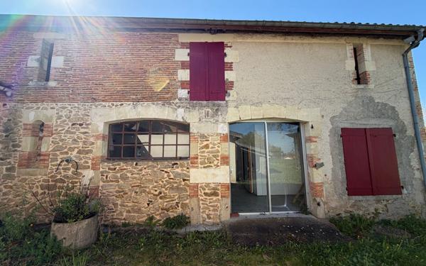 Maison à vendre    2 pièces • 220 m2 Mugron