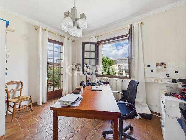 Vente Maison 8 pièces de 200m² - 95100 Argenteuil