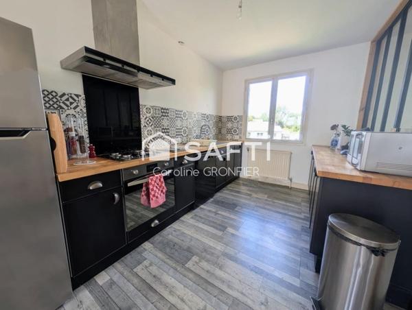 Maison sur sous-sol avec grand terrain - Proche Digoin