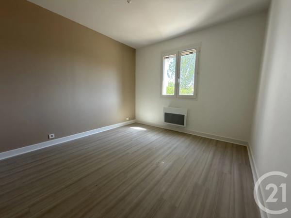 Maison à vendre  5 pièces - 113,59 m 2   LE POINCONNET  - 36