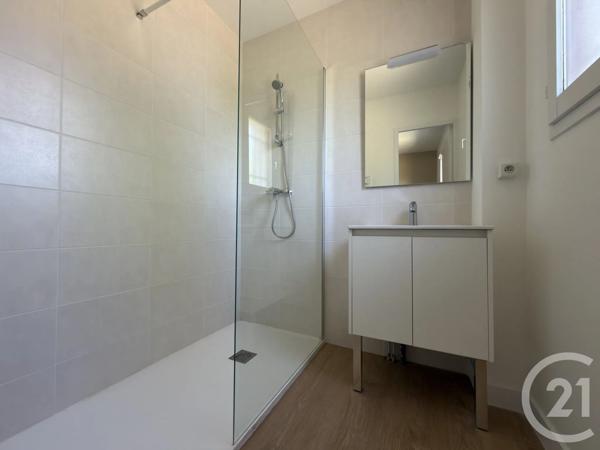 Maison à vendre  5 pièces - 113,59 m 2   LE POINCONNET  - 36