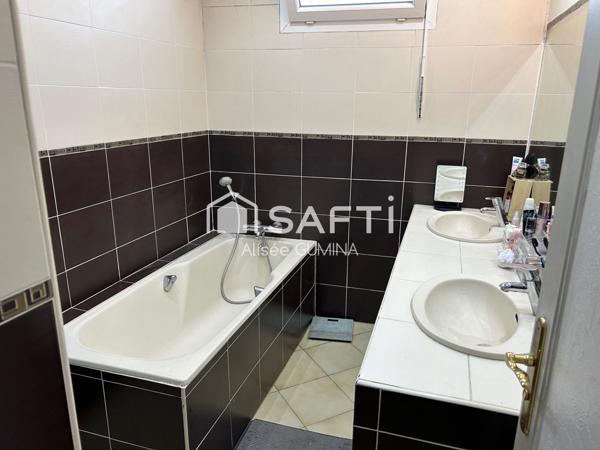 AGDE - Secteur Mairie