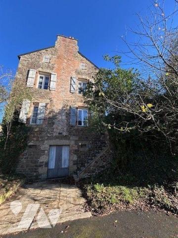 Maison à Vendre à Évran (22630).

Charmante maison de 68 m² situé sur un terrain de 447 m² el...