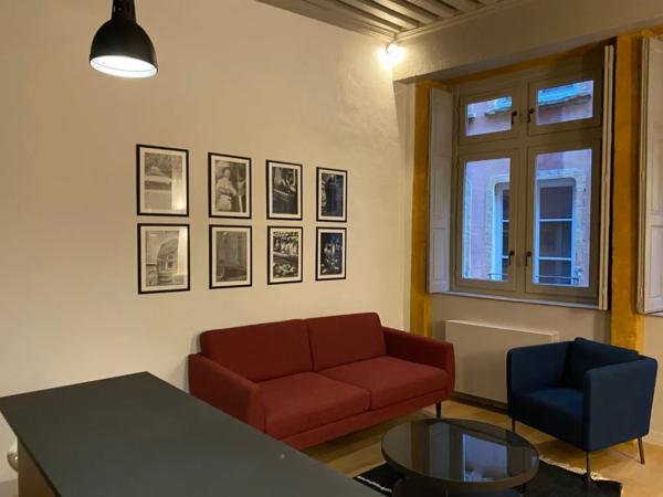 APPARTEMENT T2 A LOUER - LYON 5EME ARRONDISSEMENT Saint-Jean 49.59 m 2 1 070 € charges comprises par mois