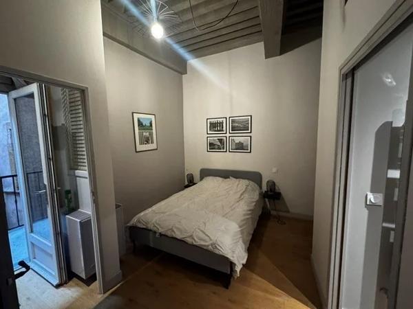 APPARTEMENT T2 A LOUER - LYON 5EME ARRONDISSEMENT Saint-Jean 49.59 m 2 1 070 € charges comprises par mois