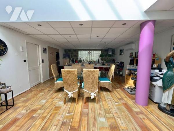 NOUVEAUTÉ - ÉTUDE TRENTE CINQ NOTAIRES / SAINT-ARMEL (35230) - MAISON FAMILIALE AVEC PISCINE CH...