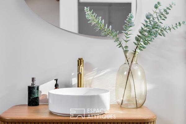 Appartement rénové en dernier étage aux Chalets