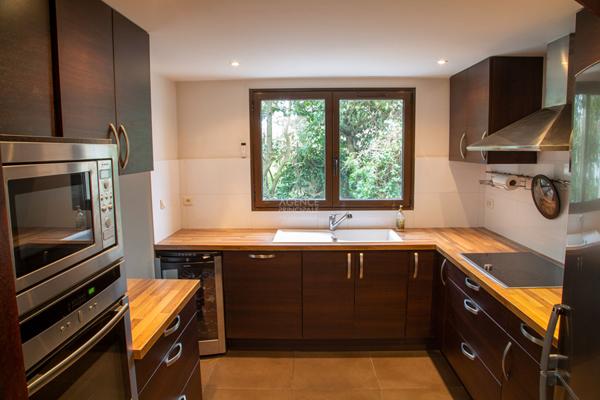 SEVRES RIVE GAUCHE - JOLIE MAISON 5 CHAMBRES 699 000 € **  - Référence  609-S