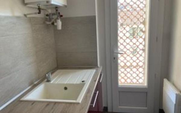 Appartement à louer    1 pièce • 24,49 m2 Carpentras