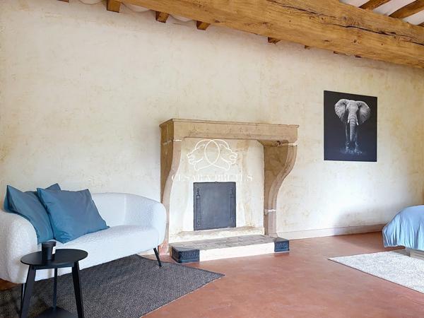 Maison familiale à FLEURIEU SUR SAONE