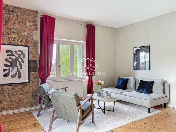 Maison familiale à FLEURIEU SUR SAONE